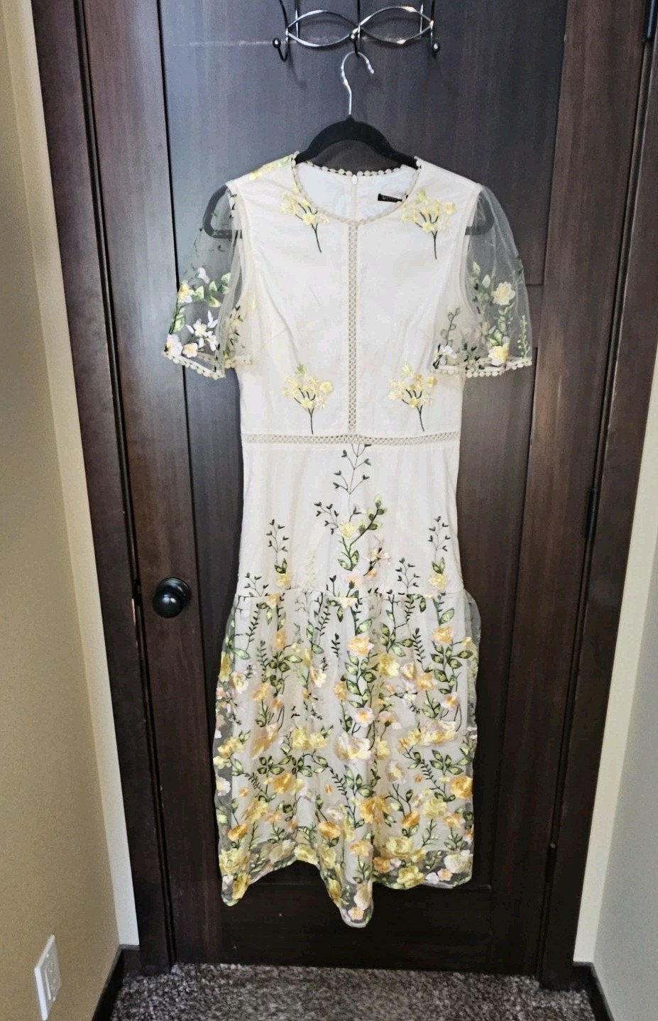 NWT Women's Floral Embroidered Chiffon Cottagecore Maxi Spring Dress Size Small