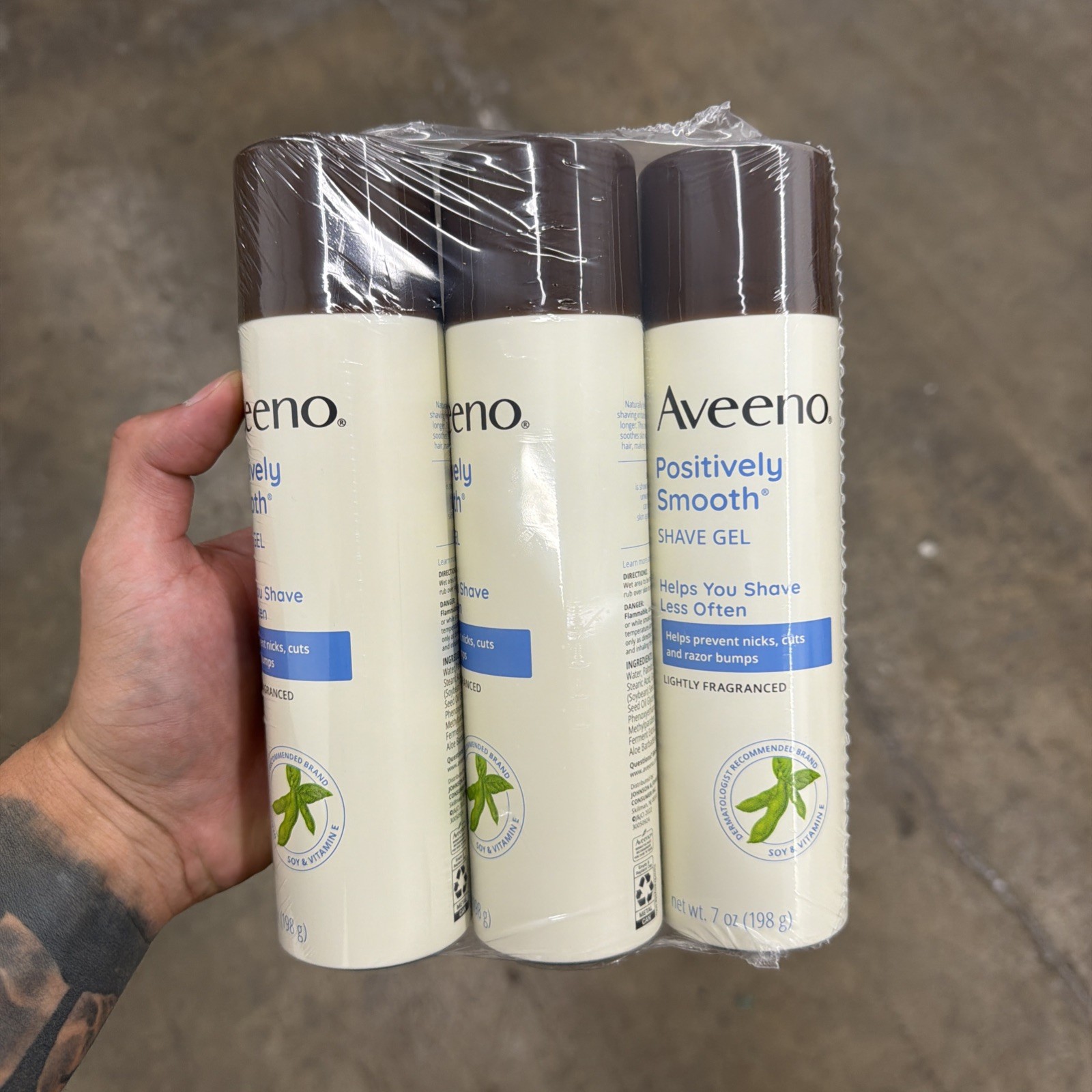 LOT (3)AVEENO POSITIVELY SMOOTH SHAVE GEL LIGHTLY FRAGRANCED