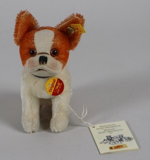 Steiff Miniatura Storica Bully 1927 Nuova Edizione 031496 con Bottone Bandiera (7)