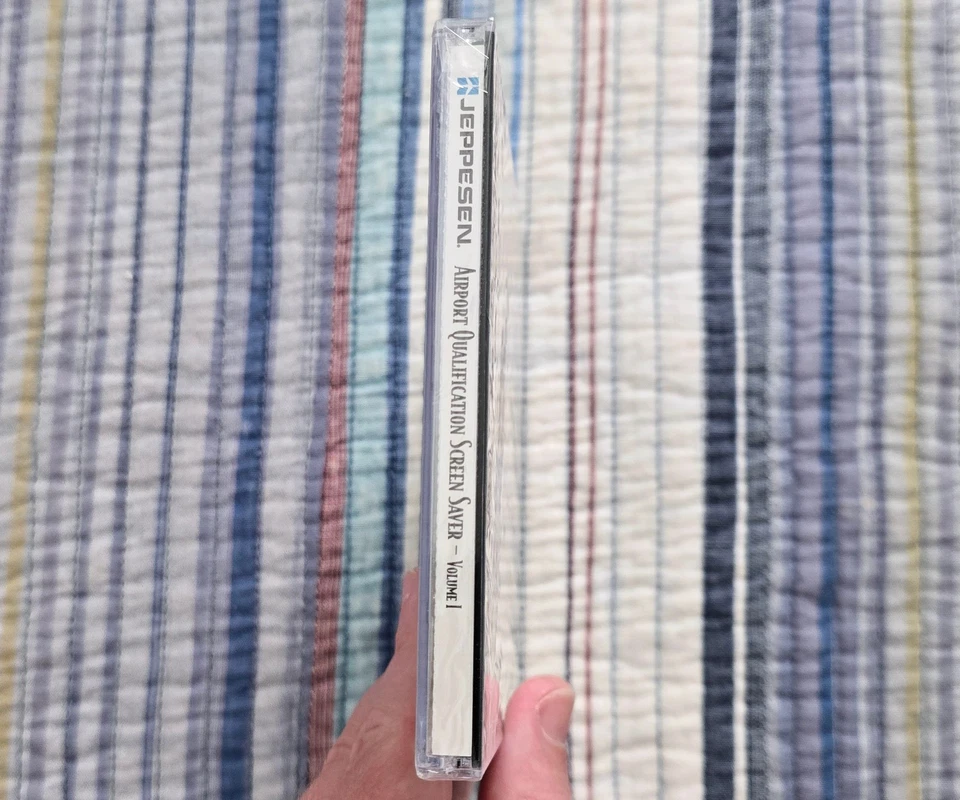 Jeppesen Airport Qualification Screen Saver - Volume 1, for Windows 95 98 NT 4.0 - Image 3 of 3