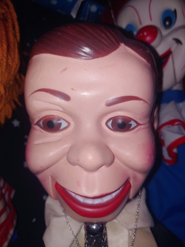 Check Out This Demonic Ventriloquist Haunted Doll Very Active Phantoms