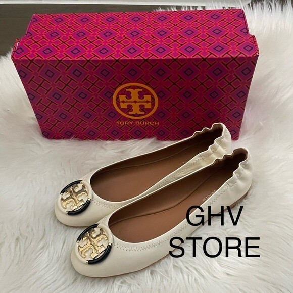 Tory Burch Multi Logo Ballet 6.5 クリーム Tory Burch multi logo ballet flat – USASHOPDIRECT LLC
