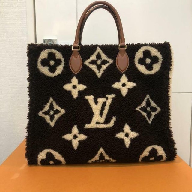 louis vuitton teddy bag