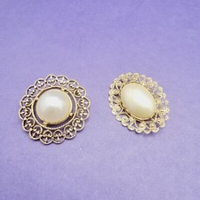 Lot of 2 Large vintage faux pearl brooch pins, ornate Victorian style