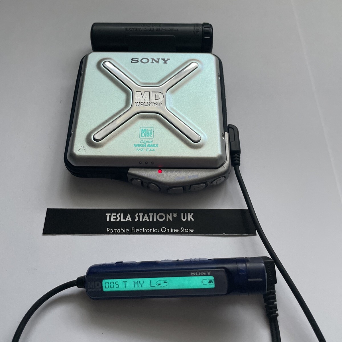 SONY ソニー MD WALKMAN MZ-E44 電源は入りましたが動作は未チェック 