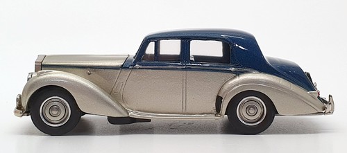 Western Models 1/43 Scale WMS57TT - 1953 Rolls Royce Silver Dawn - Blue/Silver - Picture 3 of 6