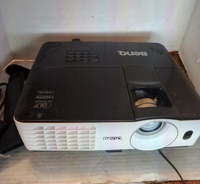 BenQ, MX660P Projector 3000 Lumen 1024x768 HDMI 3d-Ready,  150 Lamp Hours.
