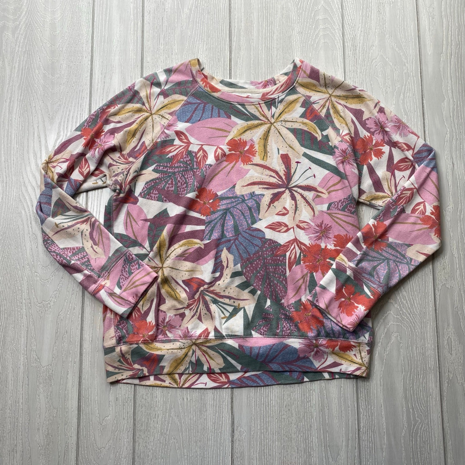 Sundry Women's Raglan Tropical Floral Pullover Sweatshirts Size Medium