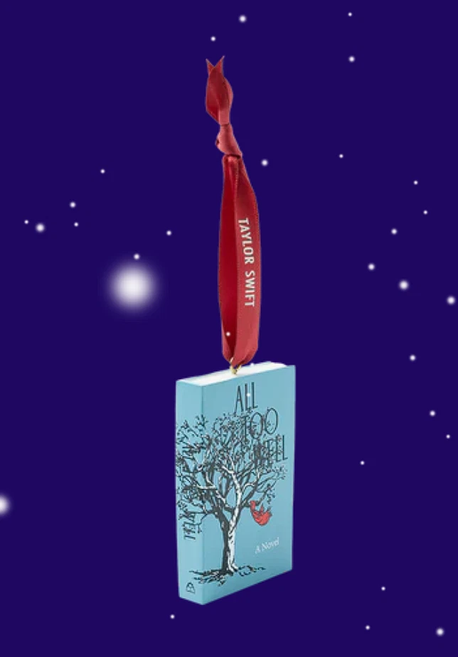 Taylor Swift ~ Adorno de árbol de Navidad de vacaciones ~ Libro demasiado bien Foto 2 de 3