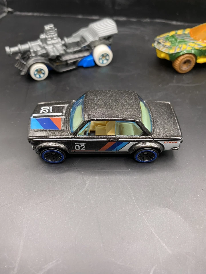 Hot Wheel Lot of 3 2002 BMW, Grease Rod, Sting Rod - Image 2 of 4