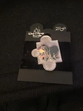 Disney Pooh & Pals Puzzle Piece Set Eeyore Pin