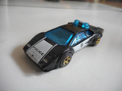 Hotwheels Lamborghini Countach Pace Car Police in schwarz
