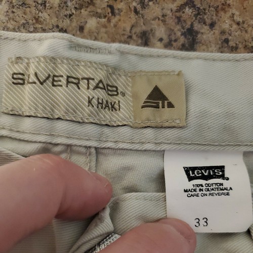Levis Silvertab Khaki Cargo Shorts Tagged Size 33 Actual 32 EUC Summer Y2K BAGGY - Picture 4 of 7