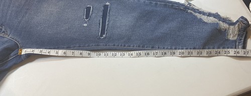 Free People We The Free High Waist Mom Jeans skinny Distressedd Size 30” X 27” - Picture 11 of 12