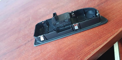 BMW ELEKTRISCHER FENSTERHEBERSCHALTER NSF BEIFAHRER VORNE 6935534