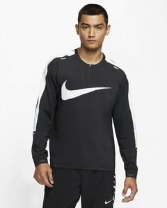 nike wild run top