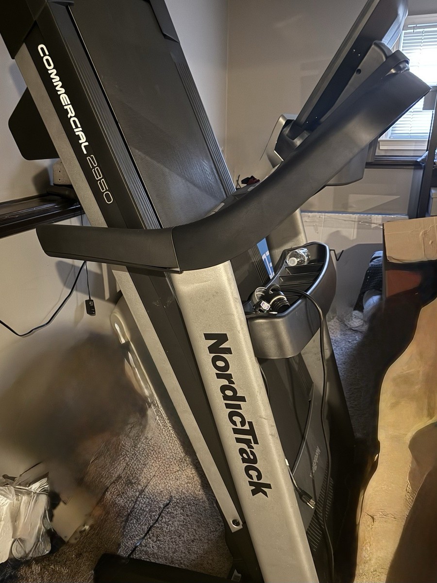 NordicTrack Commercial 2950 iFit Interactive Cardio Treadmill