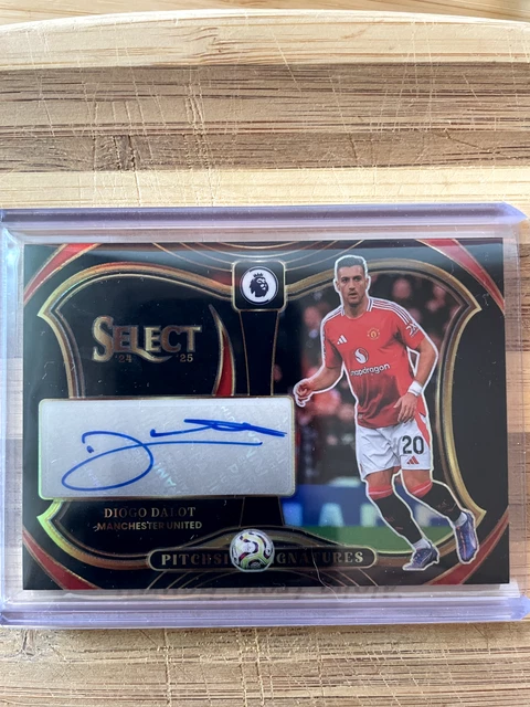 24-25 PANINI Select EPL Diogo Dalot **MAN UNITED** #1/1# ::AUTO:: **ONE OF ONE**