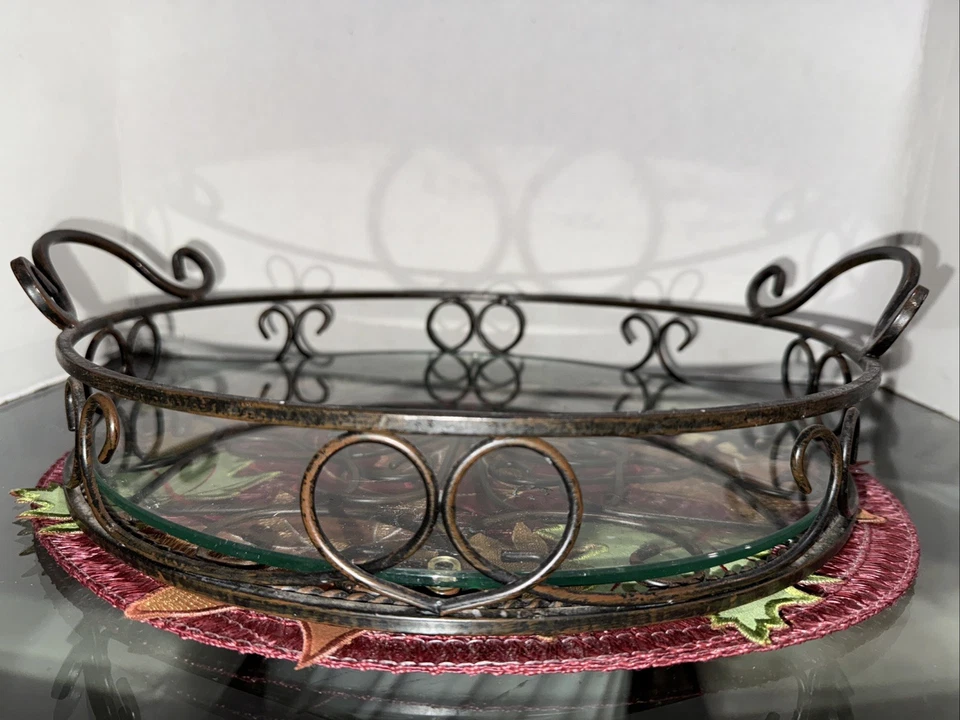 Southern Living Jamestown Wrought Iron Tray with Glass Bottom #40399 - Image 2 of 4