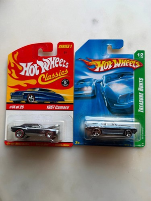 #ad Hot Wheels Classics T Hunt 1967 amp; 69 Camaro Lot of 2 G24 $18.58