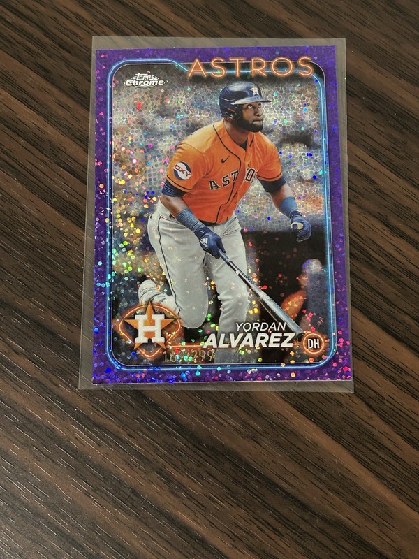 2024 Topps Chrome - Yordan Alvarez #170 Purple Speckle Refractor /299