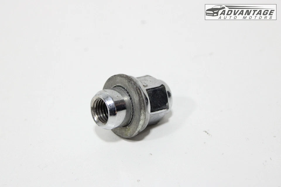 TOYOTA PRIUS 2012-2022 JUEGO DE 20 PERNOS DE TUERCA DE LLANTA DELANTERA Y TRASERA OEM Foto 3 de 4