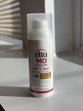 Christmas Tinted Broad-Spectrum Facial Sunscreen SPF 46 1.7 oz Exp2028 SHIP FASR