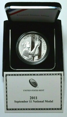 2011W SEPT.11 NATIONAL COMMEM 1ozSILVER MEDAL HONOR HOPE ALWAYS REMEMBER BOX COA
