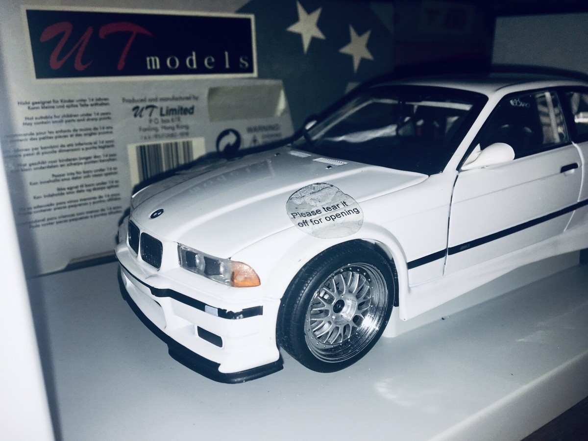 Miniature UT MODELS 1/18 BMW E36 M3 GTR Blanche - Bon état, Manque Un Siège