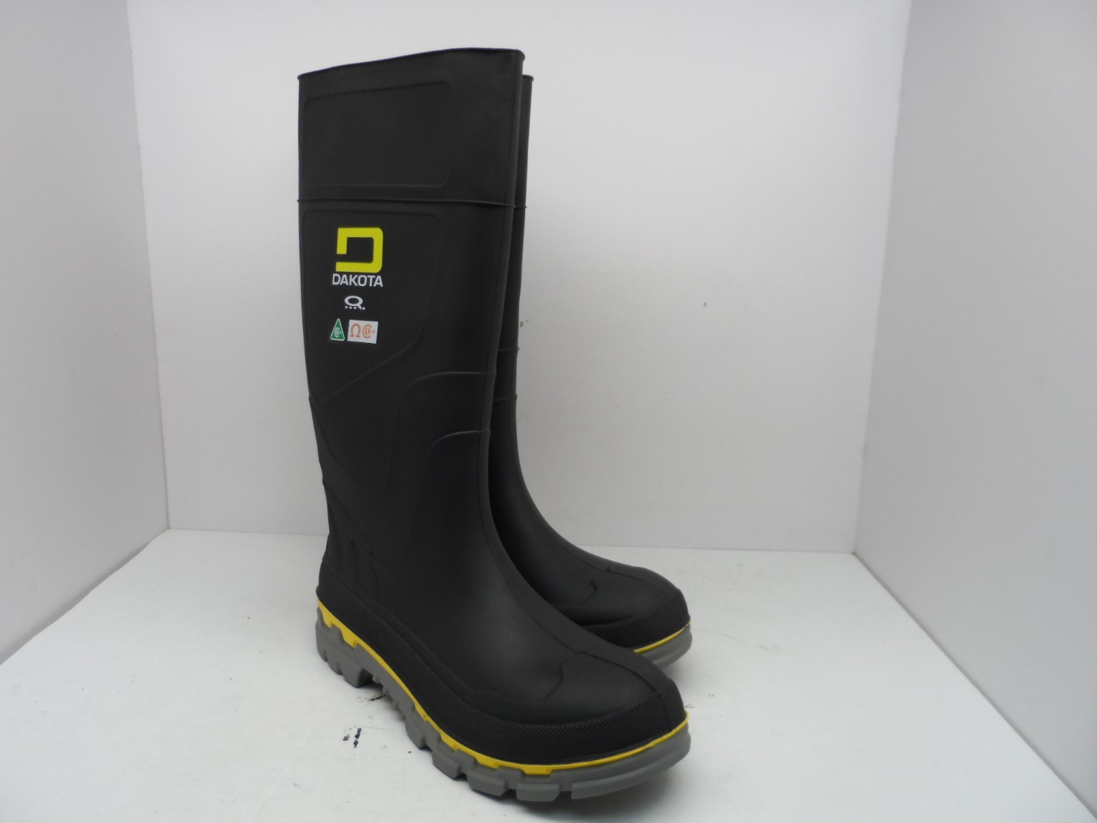 Dakota Men's Steel Toe Steel Plate Syntrol Premium Injected Boots Black Size 9M Dakota Men's Steel Toe Steel Plate Syntrol Premium Injected Boots Black Size 9M