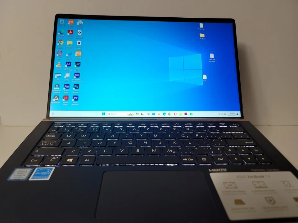 Asus ZenBook 13 UX333FA i5-8265U 1.6GHz 8GB RAM 512GB m2 NVMe 13" 1080p Win 10 - Image 2 of 4