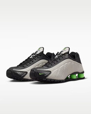 IR1946-001 Nike Shox R4 SP "Black and Lime Glow" Men's