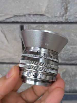 Classic E39 Screw-in Metal Lens Hood for Leitz Summicron-M 50mm F/2 Silver