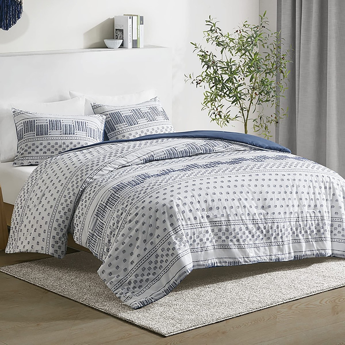 Hyde Lane Modern Navy Bedding, Blue Full/Queen Farmhouse Comforter