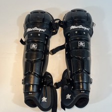 Macgregor B67 Umpire Leg Guards Black