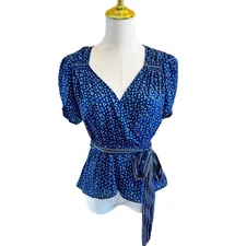 NWT Max Studio Tulip Short Sleeve Wrap Top Womens XS Blue Dots Peplum Tie Waist