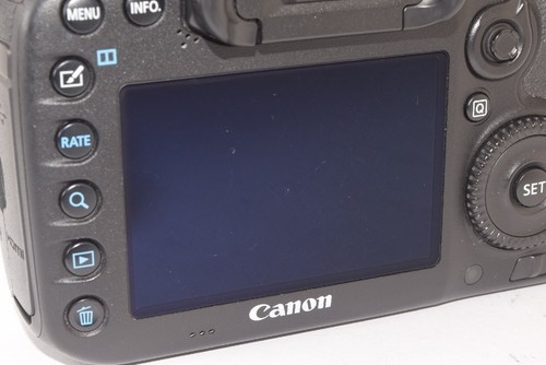 CANON EOS 7D MARK II BODY DIGITAL SLR CAMERA 20.2-MEGAPIXEL APS-C SIZE - Picture 9 of 10