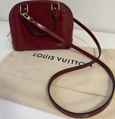 Louis Vuitton Alma BB Vernis Schultertasche Rot Leder Monogram Gold Hardware