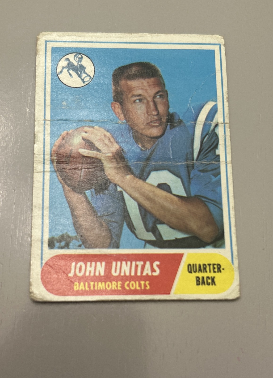 1968 Topps - Johnny Unitas #100 creases