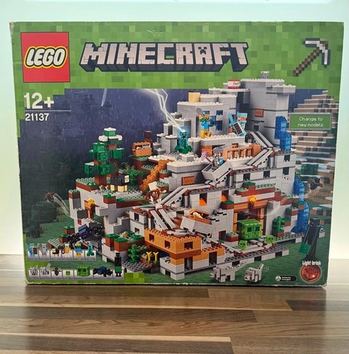 LEGO Minecraft: Die Berghöhle (21137) - rar, gebraucht - wie neu mit OVP