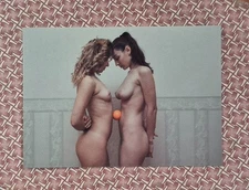 EROTIC RISQUE GLAMOUR NUDE POSTCARD - BRAND NEW