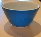 Vtg Pyrex Blue #401 Mixing Bowl 1 1/2 Pint USA, Small Vintage Primary 5.75”