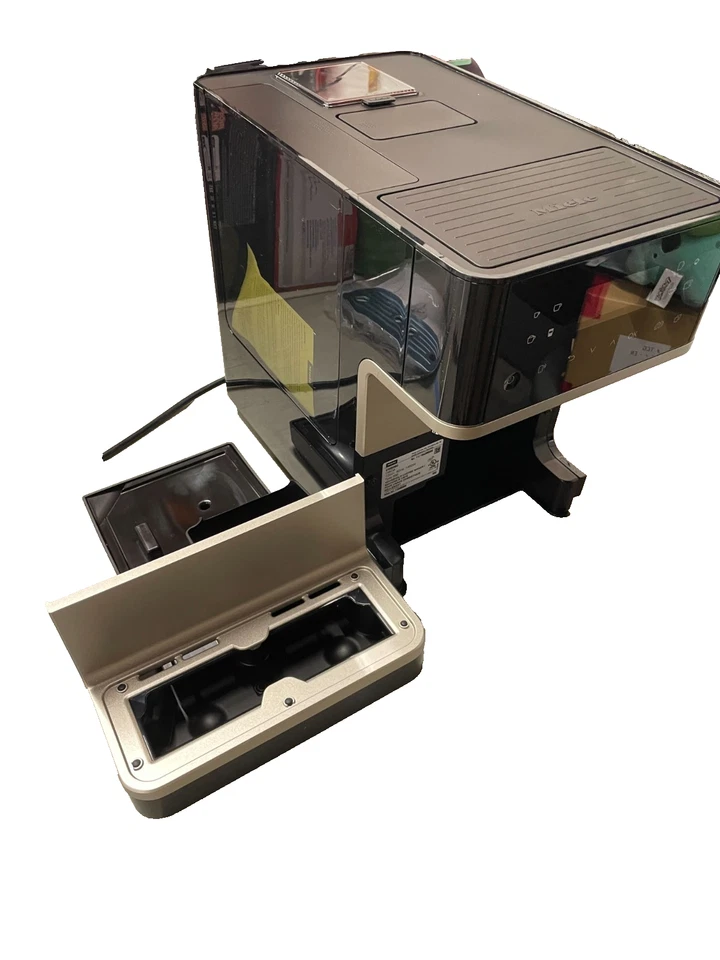 Máquina de café automática Miele CM 6360 MilkPerfection Wifi negra caja abierta rasguños Foto 2 de 4