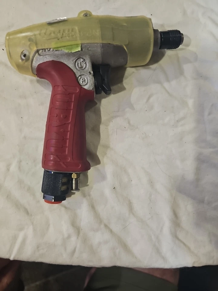 UAT-40D | Herramienta de pulso de apagado automático con empuñadura de pistola, 4,5 - 8 Nm, 1/4 pulg. drive Foto 2 de 4