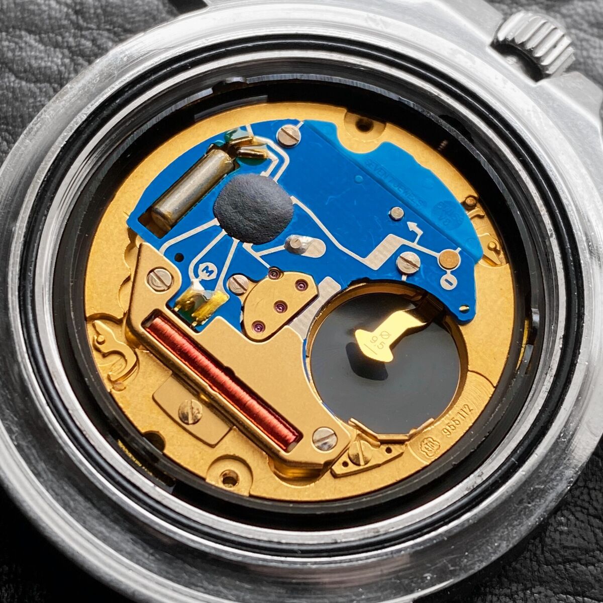 FULL LUME ZODIAC VINTAGE RED POINT RED DOT 106.21.07 ETA FULL LUME ZODIAC VINTAGE RED POINT RED DOT 106.21.07 ETA