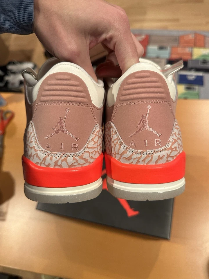 Talla 9.5W - Zapatilla deportiva para mujer Air Jordan 3 retro rosa óxido vela carmesí CK9246-600 Foto 4 de 4