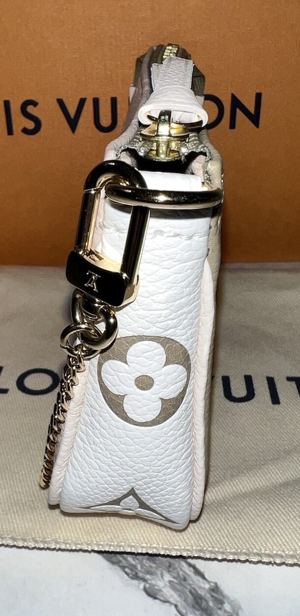 Louis Vuitton Sunset Pochette New Khaki Beige Cream Louis Vuitton Sunset Pochette New Khaki Beige Cream