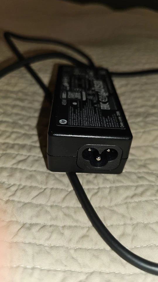 Carregador de laptop USB tipo C 45W compatível com qualquer laptop ou telefone - Imagem 3 de 4