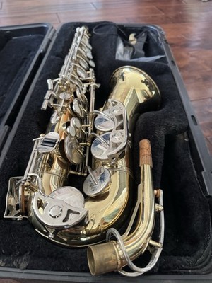 Selmer Bundy Alto Saxophone with Hard Case