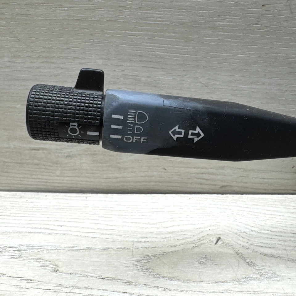 Interruptor de columna intermitente y faros para camioneta Nissan 87-93 15515 Foto 2 de 4